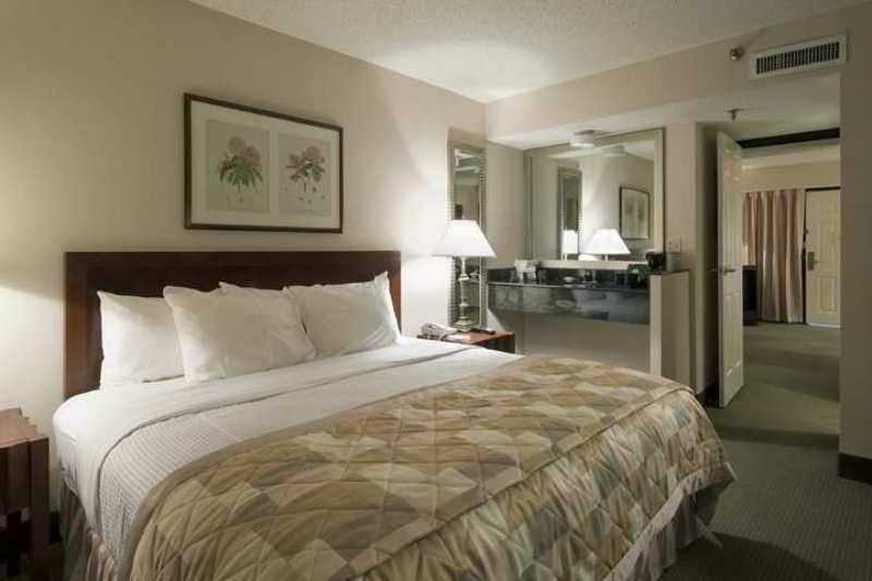 Embassy Suites By Hilton Richmond Dumbarton Quarto foto